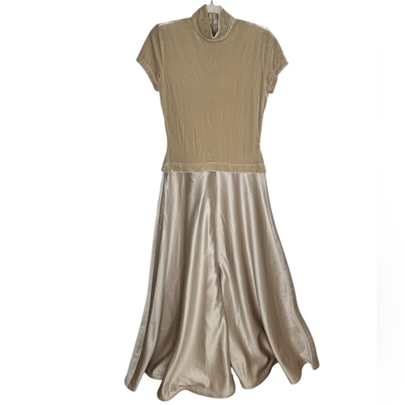 Tadashi Vintage Floor Length Velvet & Satin Gown in Champagne Size 12 - Picture 1 of 10